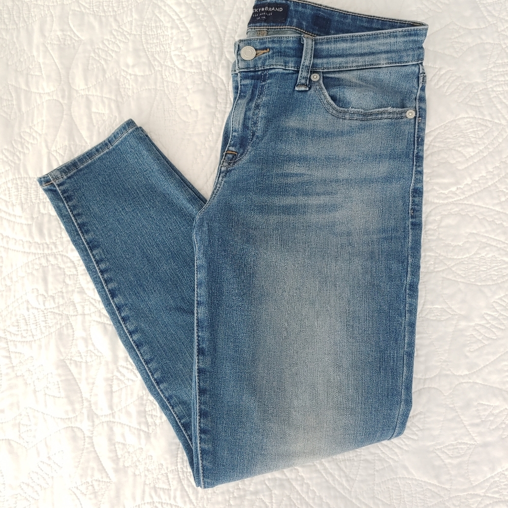 Lucky Brand Low Rise Stella Skinny Jeans